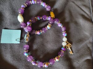 #5 Mother and daughter bracelet set featuring Amethyst. Wire strung with magnetic clasp.