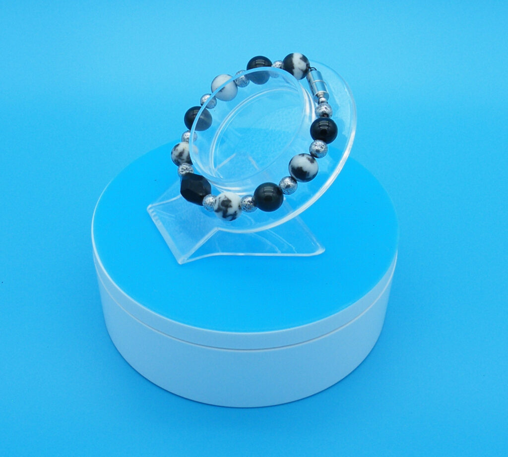 18-silver-lava-rock-acrylic-beads-bracelet