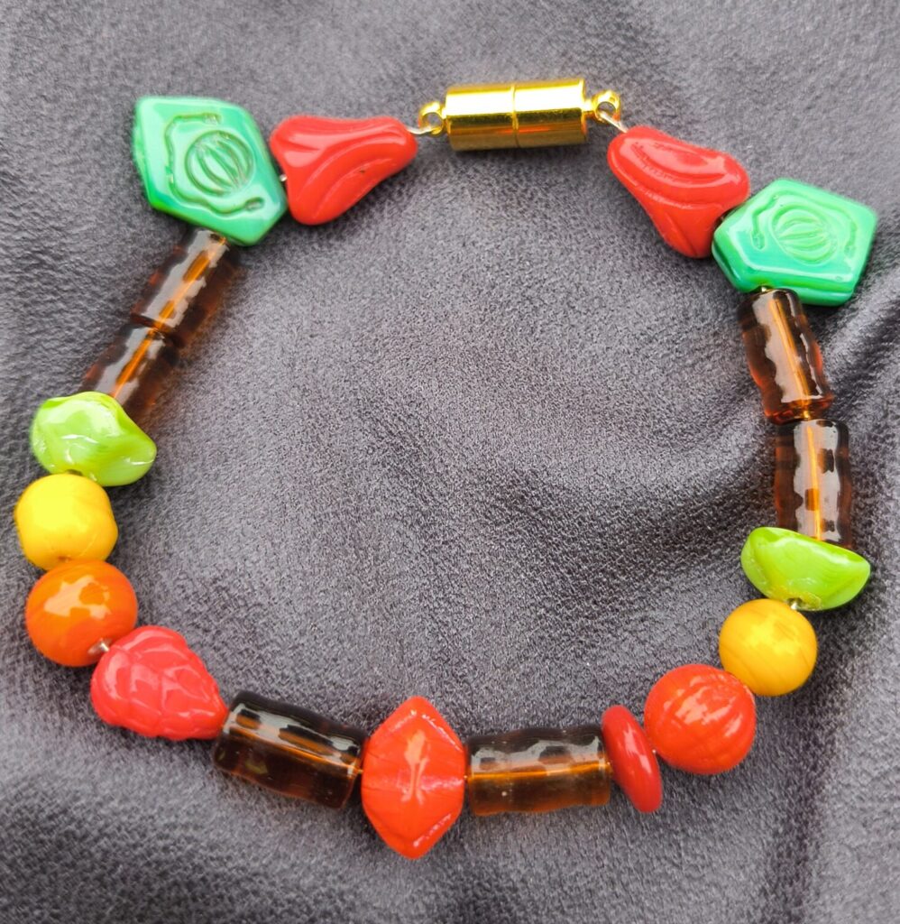 14-wire-strung-beaded-stretch-bracelet