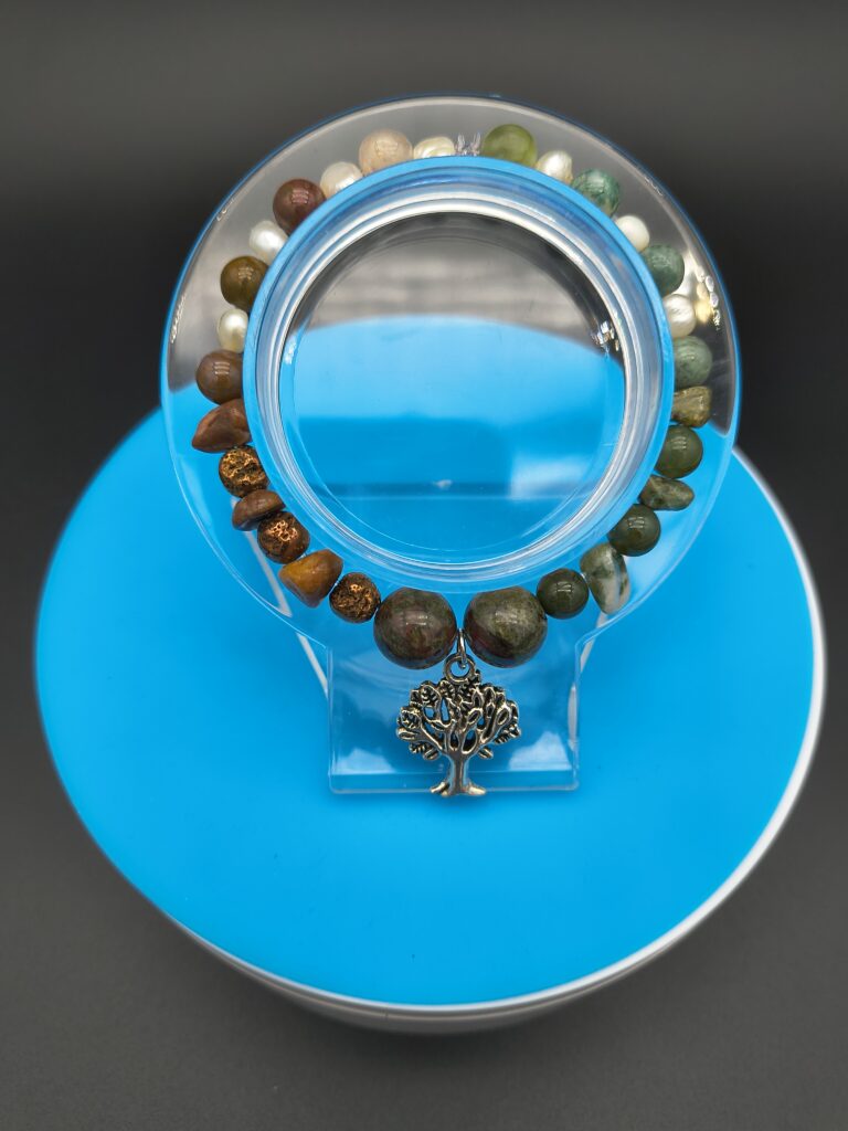 13-earth-tones-prevail-in-this-bracelet