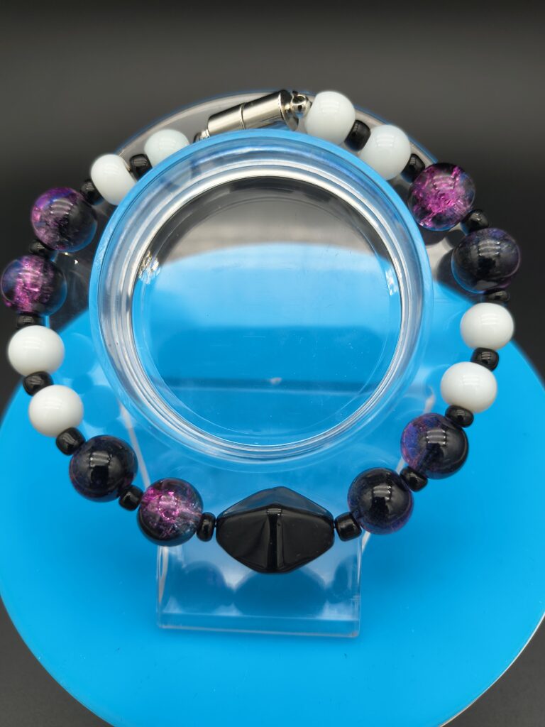 4-bracelet-made-with-purple-and-black-crackle-beads
