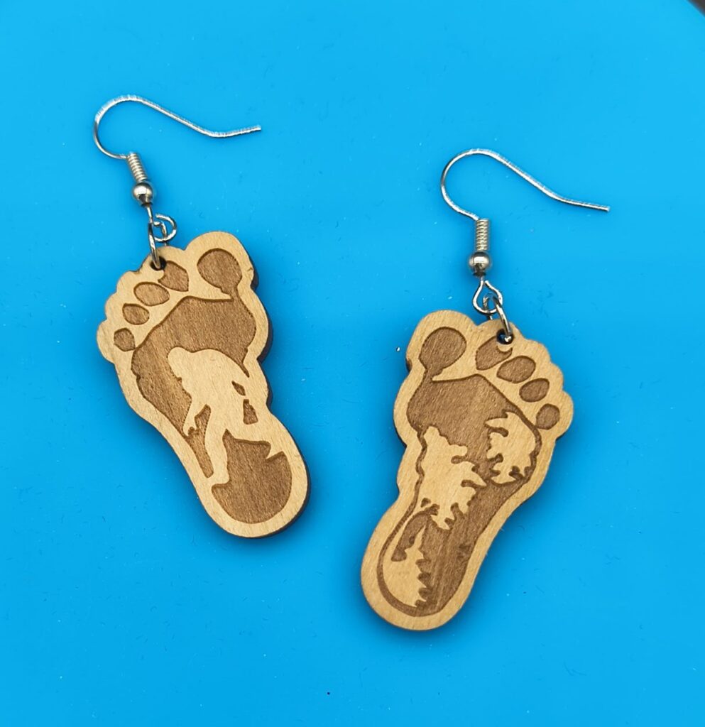 88-bigfoot-earrings