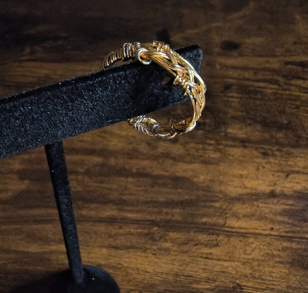 126-gold-wire-wrapped-ring